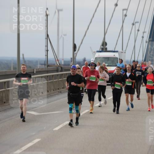 03.10.2025 - Köhlbrandbrückenlauf Jannik Wohlers http://msf.ph/oto/9149903 03.10.2025 15:54:48 Position 1  meine-sportfotos.de