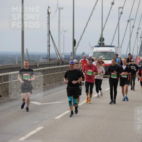 03.10.2025 - Köhlbrandbrückenlauf Jannik Wohlers http://msf.ph/oto/9149906 03.10.2025 15:54:49 Position 1  meine-sportfotos.de