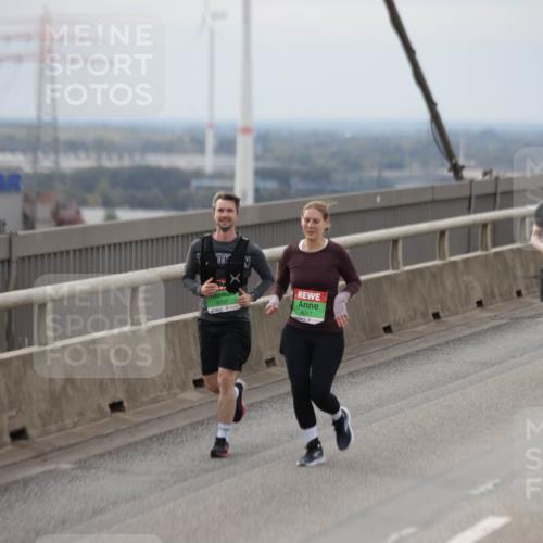 03.10.2025 - Köhlbrandbrückenlauf Jannik Wohlers http://msf.ph/oto/9149915 03.10.2025 15:54:50 Position 1 8047 meine-sportfotos.de