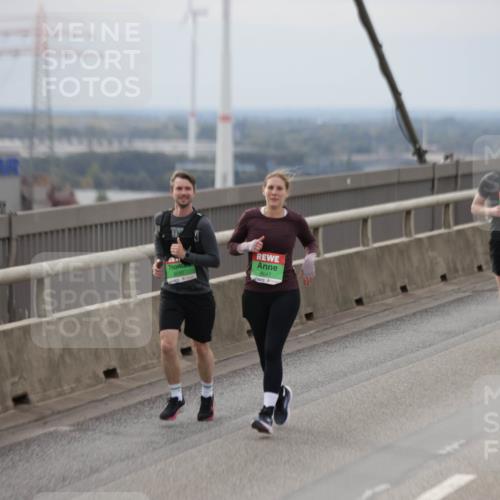 03.10.2025 - Köhlbrandbrückenlauf Jannik Wohlers http://msf.ph/oto/9149920 03.10.2025 15:54:50 Position 1 8030, 8047 meine-sportfotos.de