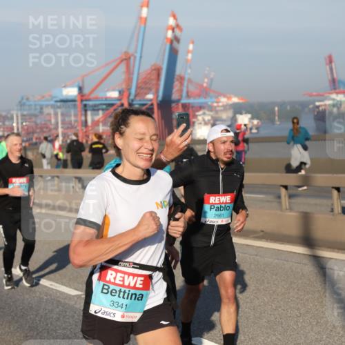 03.10.2025 - Köhlbrandbrückenlauf Yannick Fuchs http://msf.ph/oto/9150006 03.10.2025 08:41:48 Position 2 3341, 2661 meine-sportfotos.de