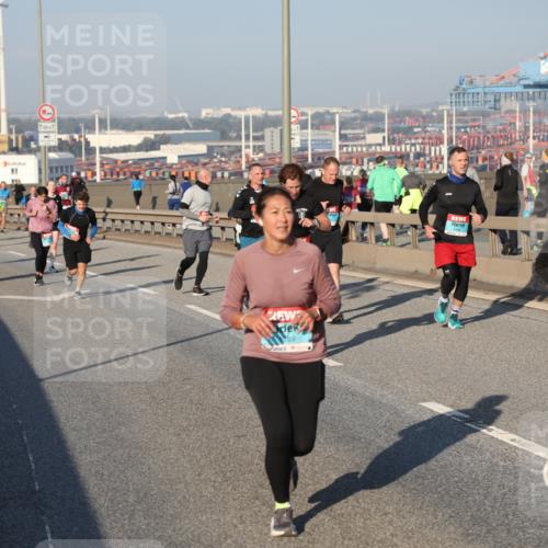 03.10.2025 - Köhlbrandbrückenlauf Yannick Fuchs http://msf.ph/oto/9150016 03.10.2025 08:41:49 Position 2 1, 89, 1397 meine-sportfotos.de