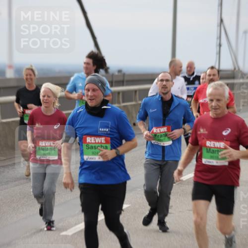 03.10.2025 - Köhlbrandbrückenlauf Jannik Wohlers http://msf.ph/oto/9150049 03.10.2025 15:55:06 Position 1 924, 8997, 8019 meine-sportfotos.de