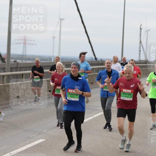 03.10.2025 - Köhlbrandbrückenlauf Jannik Wohlers http://msf.ph/oto/9150061 03.10.2025 15:55:06 Position 1 9245, 8615 meine-sportfotos.de