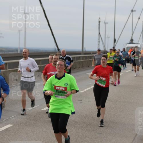 03.10.2025 - Köhlbrandbrückenlauf Jannik Wohlers http://msf.ph/oto/9150091 03.10.2025 15:55:09 Position 1 8997, 8225, 8321 meine-sportfotos.de