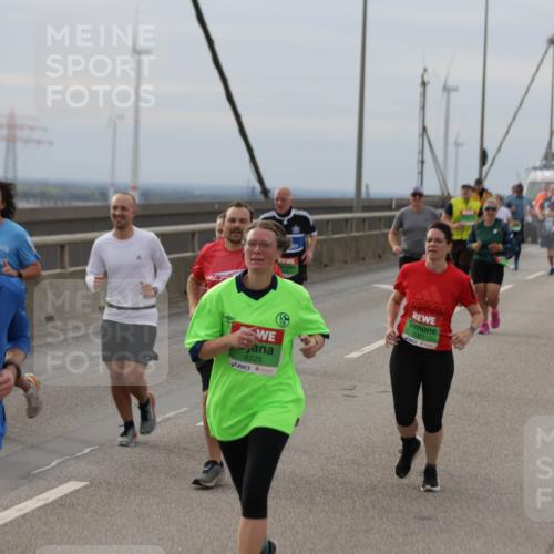 03.10.2025 - Köhlbrandbrückenlauf Jannik Wohlers http://msf.ph/oto/9150095 03.10.2025 15:55:09 Position 1 2997, 8225, 8321 meine-sportfotos.de