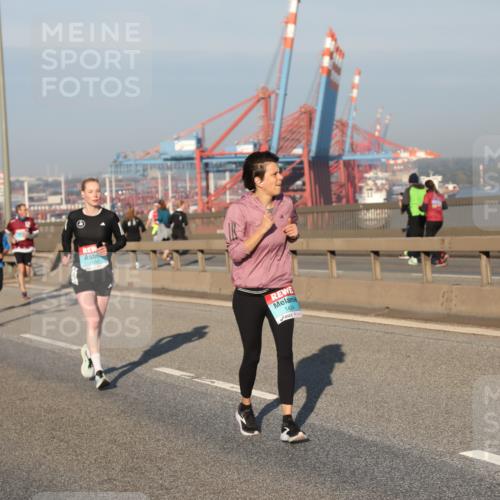 03.10.2025 - Köhlbrandbrückenlauf Yannick Fuchs http://msf.ph/oto/9150101 03.10.2025 08:41:57 Position 2 1424 meine-sportfotos.de