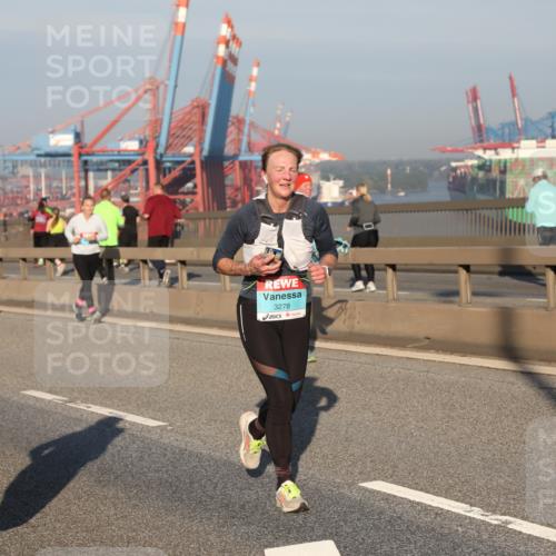03.10.2025 - Köhlbrandbrückenlauf Yannick Fuchs http://msf.ph/oto/9150279 03.10.2025 08:42:11 Position 2 3425, 3278 meine-sportfotos.de