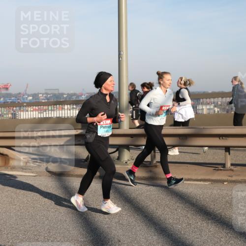 03.10.2025 - Köhlbrandbrückenlauf Yannick Fuchs http://msf.ph/oto/9150330 03.10.2025 08:42:18 Position 2 118, 1496 meine-sportfotos.de