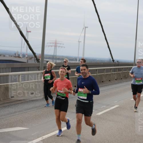 03.10.2025 - Köhlbrandbrückenlauf Jannik Wohlers http://msf.ph/oto/9150355 03.10.2025 15:55:42 Position 1 7544, 9510, 7441 meine-sportfotos.de