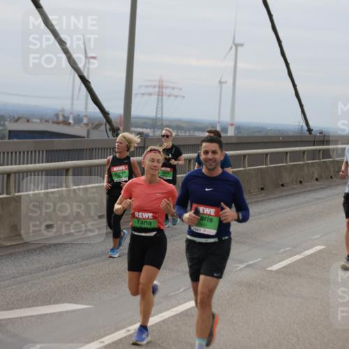 03.10.2025 - Köhlbrandbrückenlauf Jannik Wohlers http://msf.ph/oto/9150364 03.10.2025 15:55:42 Position 1 9510 meine-sportfotos.de