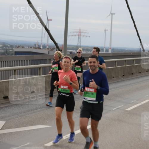 03.10.2025 - Köhlbrandbrückenlauf Jannik Wohlers http://msf.ph/oto/9150367 03.10.2025 15:55:43 Position 1 510, 7441 meine-sportfotos.de
