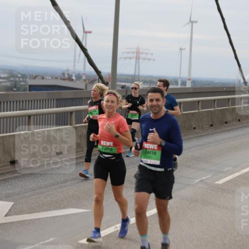 03.10.2025 - Köhlbrandbrückenlauf Jannik Wohlers http://msf.ph/oto/9150368 03.10.2025 15:55:43 Position 1 9510, 7441 meine-sportfotos.de