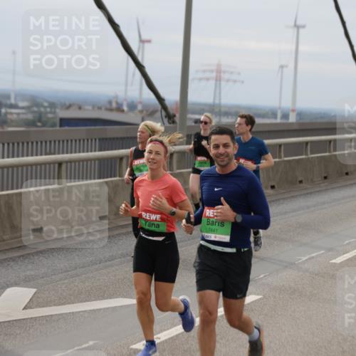 03.10.2025 - Köhlbrandbrückenlauf Jannik Wohlers http://msf.ph/oto/9150372 03.10.2025 15:55:43 Position 1 9610, 7441 meine-sportfotos.de