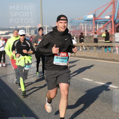 03.10.2025 - Köhlbrandbrückenlauf Yannick Fuchs http://msf.ph/oto/9150463 03.10.2025 08:42:31 Position 2 1199 meine-sportfotos.de