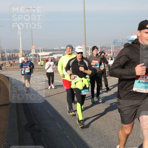 03.10.2025 - Köhlbrandbrückenlauf Yannick Fuchs http://msf.ph/oto/9150466 03.10.2025 08:42:31 Position 2 3434, 1199 meine-sportfotos.de