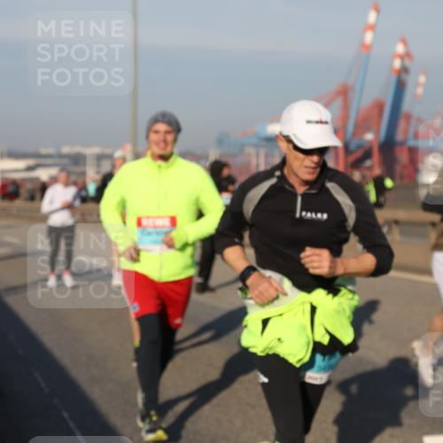 03.10.2025 - Köhlbrandbrückenlauf Yannick Fuchs http://msf.ph/oto/9150488 03.10.2025 08:42:33 Position 2  meine-sportfotos.de