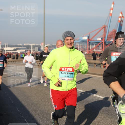 03.10.2025 - Köhlbrandbrückenlauf Yannick Fuchs http://msf.ph/oto/9150494 03.10.2025 08:42:33 Position 2 1451 meine-sportfotos.de