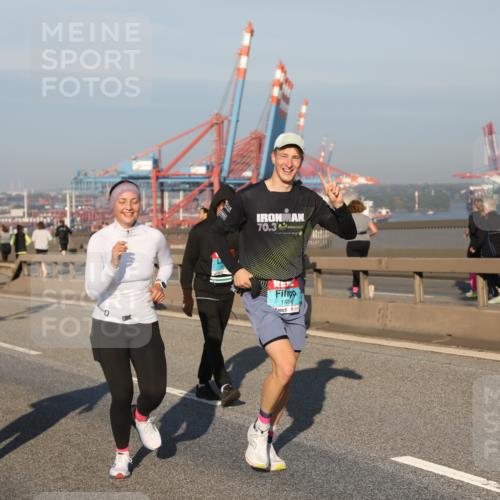 03.10.2025 - Köhlbrandbrückenlauf Yannick Fuchs http://msf.ph/oto/9150520 03.10.2025 08:42:36 Position 2 1250, 70, 3, 1486 meine-sportfotos.de
