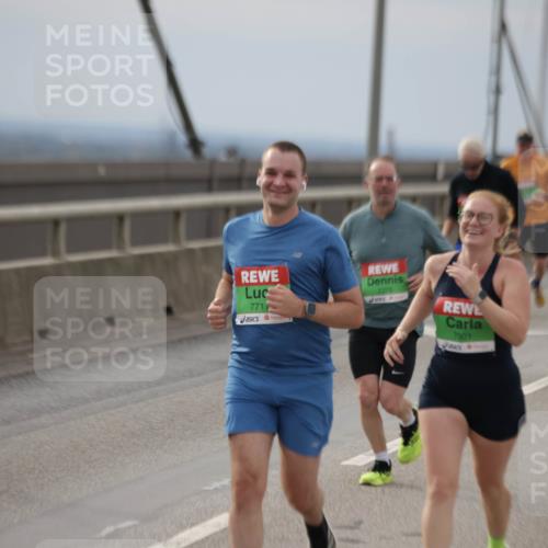 03.10.2025 - Köhlbrandbrückenlauf Jannik Wohlers http://msf.ph/oto/9150555 03.10.2025 15:56:01 Position 1 771, 7375, 7801 meine-sportfotos.de