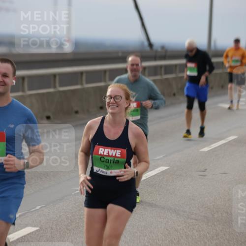 03.10.2025 - Köhlbrandbrückenlauf Jannik Wohlers http://msf.ph/oto/9150586 03.10.2025 15:56:03 Position 1 7711, 7801, 19 meine-sportfotos.de