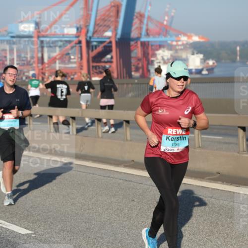 03.10.2025 - Köhlbrandbrückenlauf Yannick Fuchs http://msf.ph/oto/9150593 03.10.2025 08:42:47 Position 2 1506, 11, 1384 meine-sportfotos.de