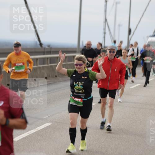 03.10.2025 - Köhlbrandbrückenlauf Jannik Wohlers http://msf.ph/oto/9150619 03.10.2025 15:56:08 Position 1  meine-sportfotos.de