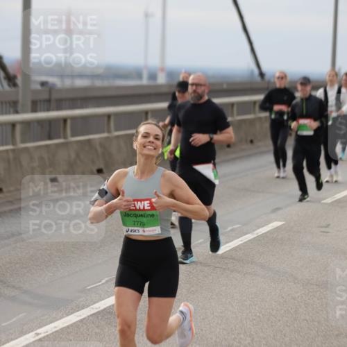 03.10.2025 - Köhlbrandbrückenlauf Jannik Wohlers http://msf.ph/oto/9150671 03.10.2025 15:56:13 Position 1 7779 meine-sportfotos.de