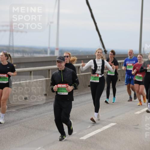 03.10.2025 - Köhlbrandbrückenlauf Jannik Wohlers http://msf.ph/oto/9150693 03.10.2025 15:56:16 Position 1 7915, 8155 meine-sportfotos.de