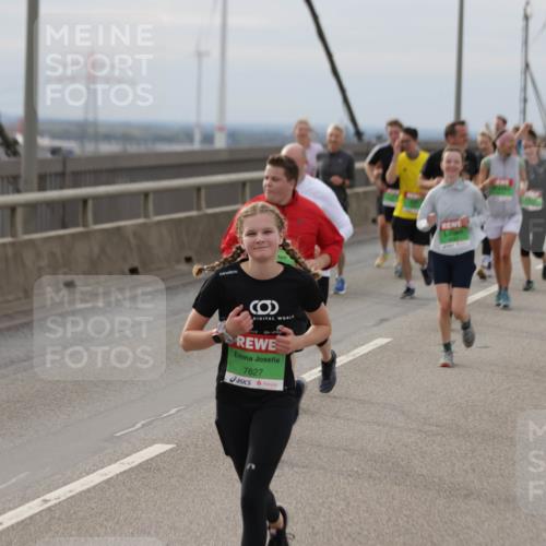 03.10.2025 - Köhlbrandbrückenlauf Jannik Wohlers http://msf.ph/oto/9150726 03.10.2025 15:56:23 Position 1 7827 meine-sportfotos.de
