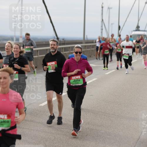 03.10.2025 - Köhlbrandbrückenlauf Jannik Wohlers http://msf.ph/oto/9150758 03.10.2025 15:56:28 Position 1 7845, 6175, 7536 meine-sportfotos.de