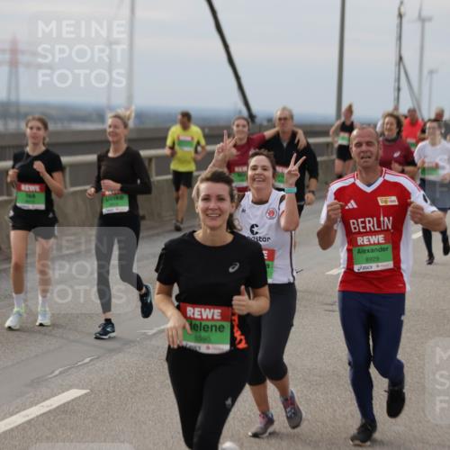 03.10.2025 - Köhlbrandbrückenlauf Jannik Wohlers http://msf.ph/oto/9150839 03.10.2025 15:56:40 Position 1 8595, 8929 meine-sportfotos.de