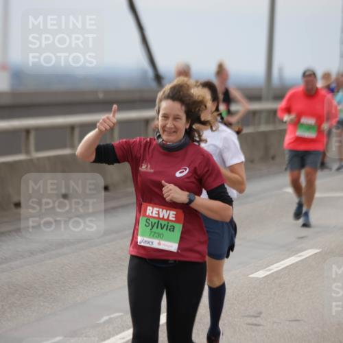 03.10.2025 - Köhlbrandbrückenlauf Jannik Wohlers http://msf.ph/oto/9150865 03.10.2025 15:56:44 Position 1 7730 meine-sportfotos.de