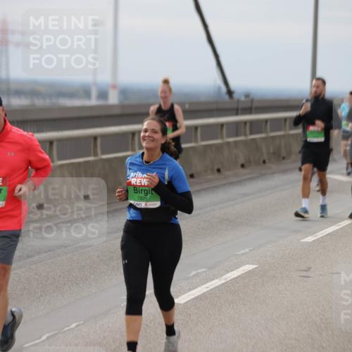 03.10.2025 - Köhlbrandbrückenlauf Jannik Wohlers http://msf.ph/oto/9150890 03.10.2025 15:56:50 Position 1 9400, 7826 meine-sportfotos.de