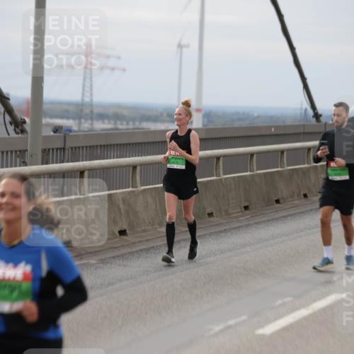 03.10.2025 - Köhlbrandbrückenlauf Jannik Wohlers http://msf.ph/oto/9150903 03.10.2025 15:56:52 Position 1 8878 meine-sportfotos.de