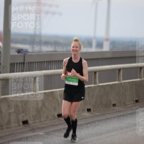 03.10.2025 - Köhlbrandbrückenlauf Jannik Wohlers http://msf.ph/oto/9150909 03.10.2025 15:56:52 Position 1 8878 meine-sportfotos.de
