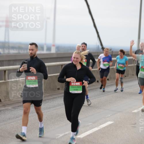 03.10.2025 - Köhlbrandbrückenlauf Jannik Wohlers http://msf.ph/oto/9150913 03.10.2025 15:56:54 Position 1 8349, 8448 meine-sportfotos.de