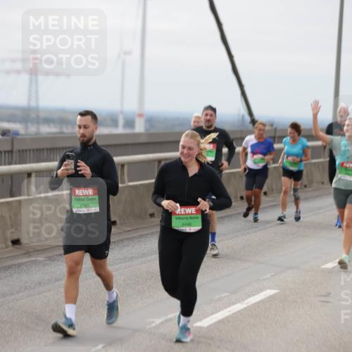 03.10.2025 - Köhlbrandbrückenlauf Jannik Wohlers http://msf.ph/oto/9150914 03.10.2025 15:56:54 Position 1 8349, 8448 meine-sportfotos.de