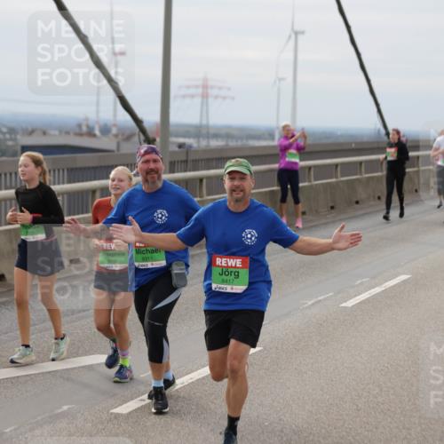 03.10.2025 - Köhlbrandbrückenlauf Jannik Wohlers http://msf.ph/oto/9150980 03.10.2025 15:57:02 Position 1 9615, 9616, 8311, 8417 meine-sportfotos.de