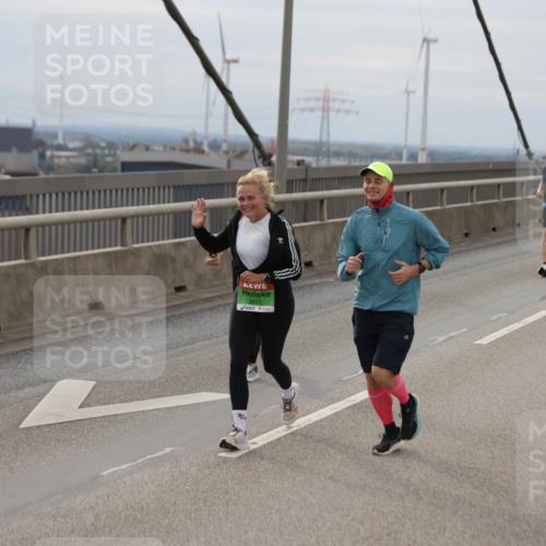 03.10.2025 - Köhlbrandbrückenlauf Jannik Wohlers http://msf.ph/oto/9151076 03.10.2025 15:57:18 Position 1 8171 meine-sportfotos.de