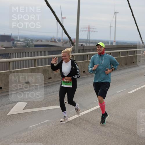 03.10.2025 - Köhlbrandbrückenlauf Jannik Wohlers http://msf.ph/oto/9151077 03.10.2025 15:57:18 Position 1 8171 meine-sportfotos.de