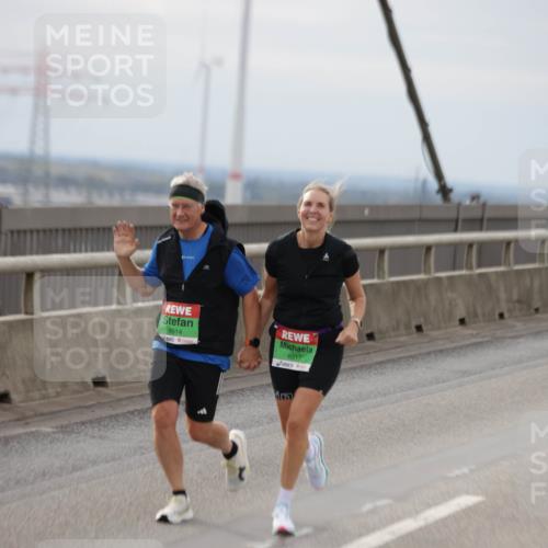 03.10.2025 - Köhlbrandbrückenlauf Jannik Wohlers http://msf.ph/oto/9151087 03.10.2025 15:57:20 Position 1 8914, 8917 meine-sportfotos.de