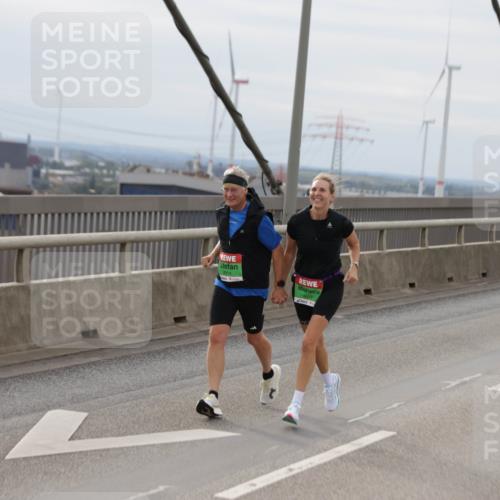 03.10.2025 - Köhlbrandbrückenlauf Jannik Wohlers http://msf.ph/oto/9151114 03.10.2025 15:57:22 Position 1 8917, 8914 meine-sportfotos.de
