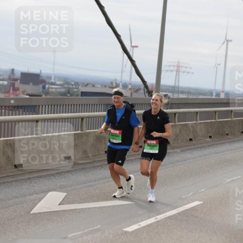 03.10.2025 - Köhlbrandbrückenlauf Jannik Wohlers http://msf.ph/oto/9151118 03.10.2025 15:57:22 Position 1 8914 meine-sportfotos.de