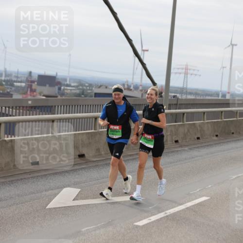 03.10.2025 - Köhlbrandbrückenlauf Jannik Wohlers http://msf.ph/oto/9151121 03.10.2025 15:57:22 Position 1 8914, 8017 meine-sportfotos.de