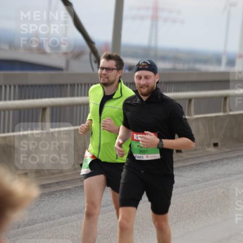 03.10.2025 - Köhlbrandbrückenlauf Jannik Wohlers http://msf.ph/oto/9151171 03.10.2025 15:57:33 Position 1 9681 meine-sportfotos.de