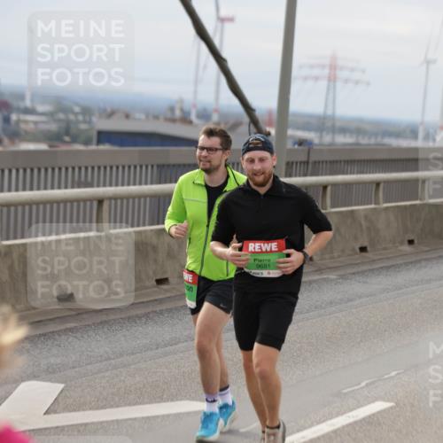 03.10.2025 - Köhlbrandbrückenlauf Jannik Wohlers http://msf.ph/oto/9151176 03.10.2025 15:57:33 Position 1 946, 9681 meine-sportfotos.de