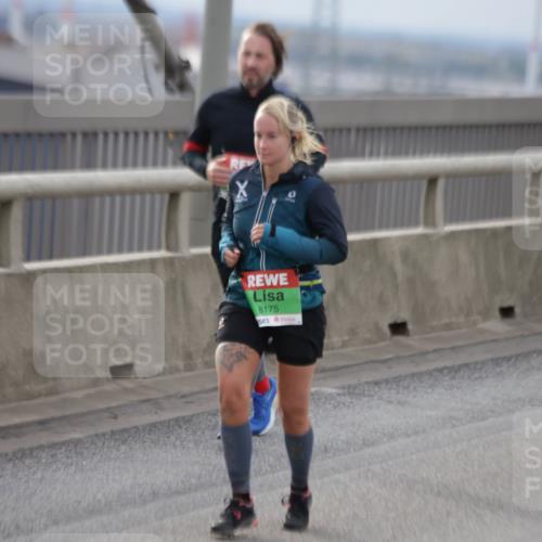 03.10.2025 - Köhlbrandbrückenlauf Jannik Wohlers http://msf.ph/oto/9151183 03.10.2025 15:57:36 Position 1 8175 meine-sportfotos.de