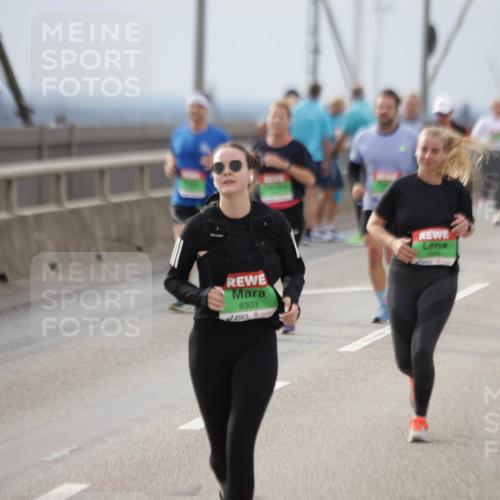 03.10.2025 - Köhlbrandbrückenlauf Jannik Wohlers http://msf.ph/oto/9151194 03.10.2025 15:57:44 Position 1 8303, 7693 meine-sportfotos.de