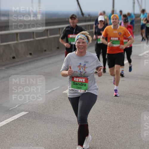 03.10.2025 - Köhlbrandbrückenlauf Jannik Wohlers http://msf.ph/oto/9151380 03.10.2025 15:58:15 Position 1 33, 7966 meine-sportfotos.de